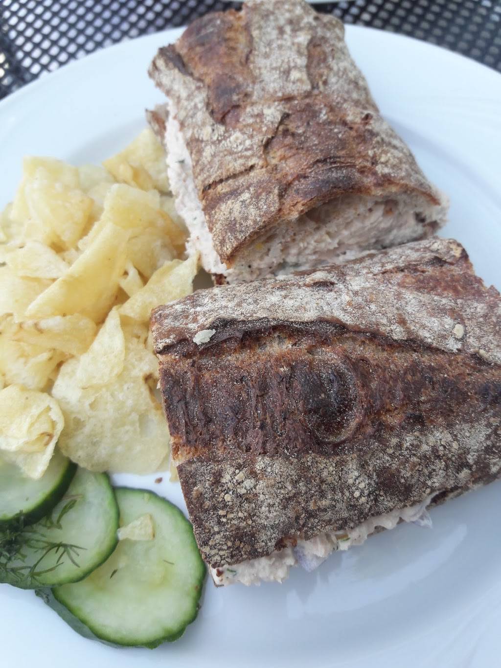 Dollys Restaurant | restaurant | 7 Garrisons Landing, Garrison, NY 10524, USA | 8454246511 OR +1 845-424-6511