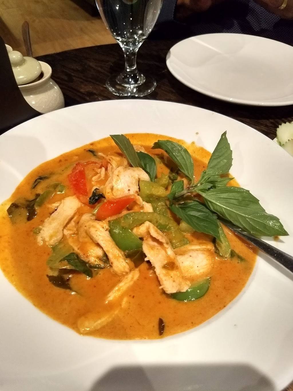 Bai Tong Restaurant | restaurant | 14804 NE 24th St, Redmond, WA 98052, USA | 4257478424 OR +1 425-747-8424