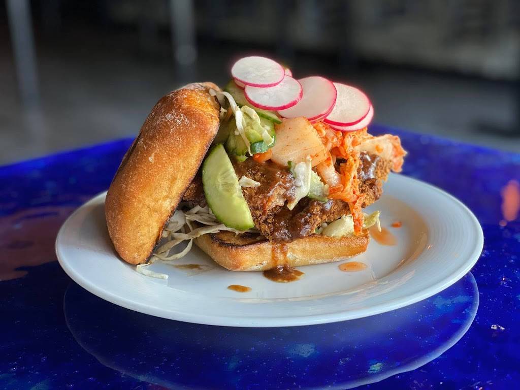 J&J Public House | restaurant | 2808 Alki Ave SW, Seattle, WA 98116, USA | 2068299695 OR +1 206-829-9695