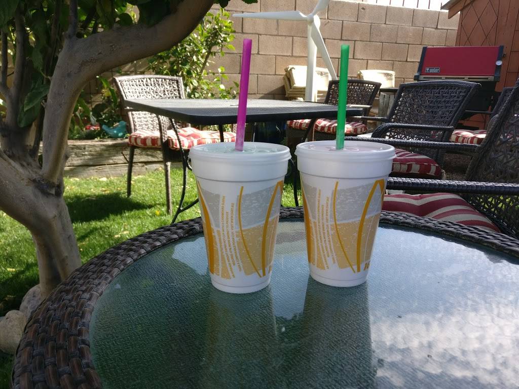 Windmill Market | restaurant | 17080 N Indian Canyon Dr, North Palm Springs, CA 92258, USA | 7602514489 OR +1 760-251-4489