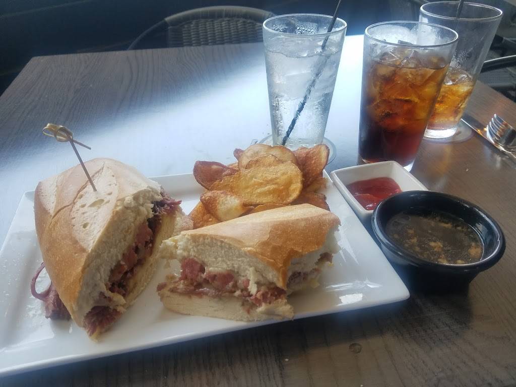 Jamiesons International Tavern | restaurant | 6139 Haggerty Rd, West Bloomfield Township, MI 48322, USA | 2488639142 OR +1 248-863-9142