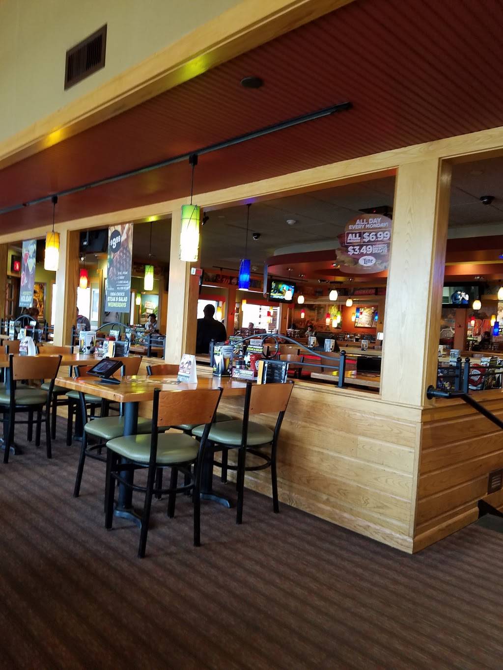 Applebees Grill + Bar | restaurant | 4800 Ridge Rd, Brooklyn, OH 44144, USA | 2163519001 OR +1 216-351-9001