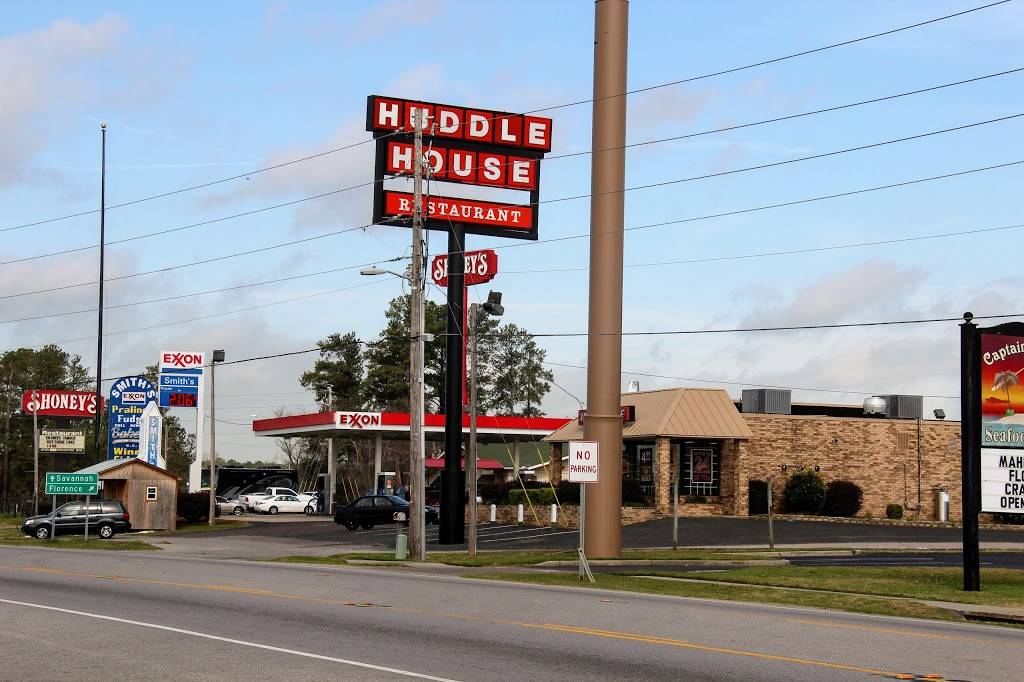 Huddle House | restaurant | 9047 Old Number Six Hwy, Santee, SC 29142, USA | 8038542220 OR +1 803-854-2220