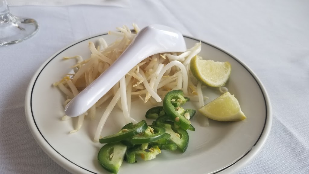 Peacock Vietnamese Cuisine | restaurant | 1287 E Fry Blvd, Sierra Vista, AZ 85635, USA | 5204590095 OR +1 520-459-0095