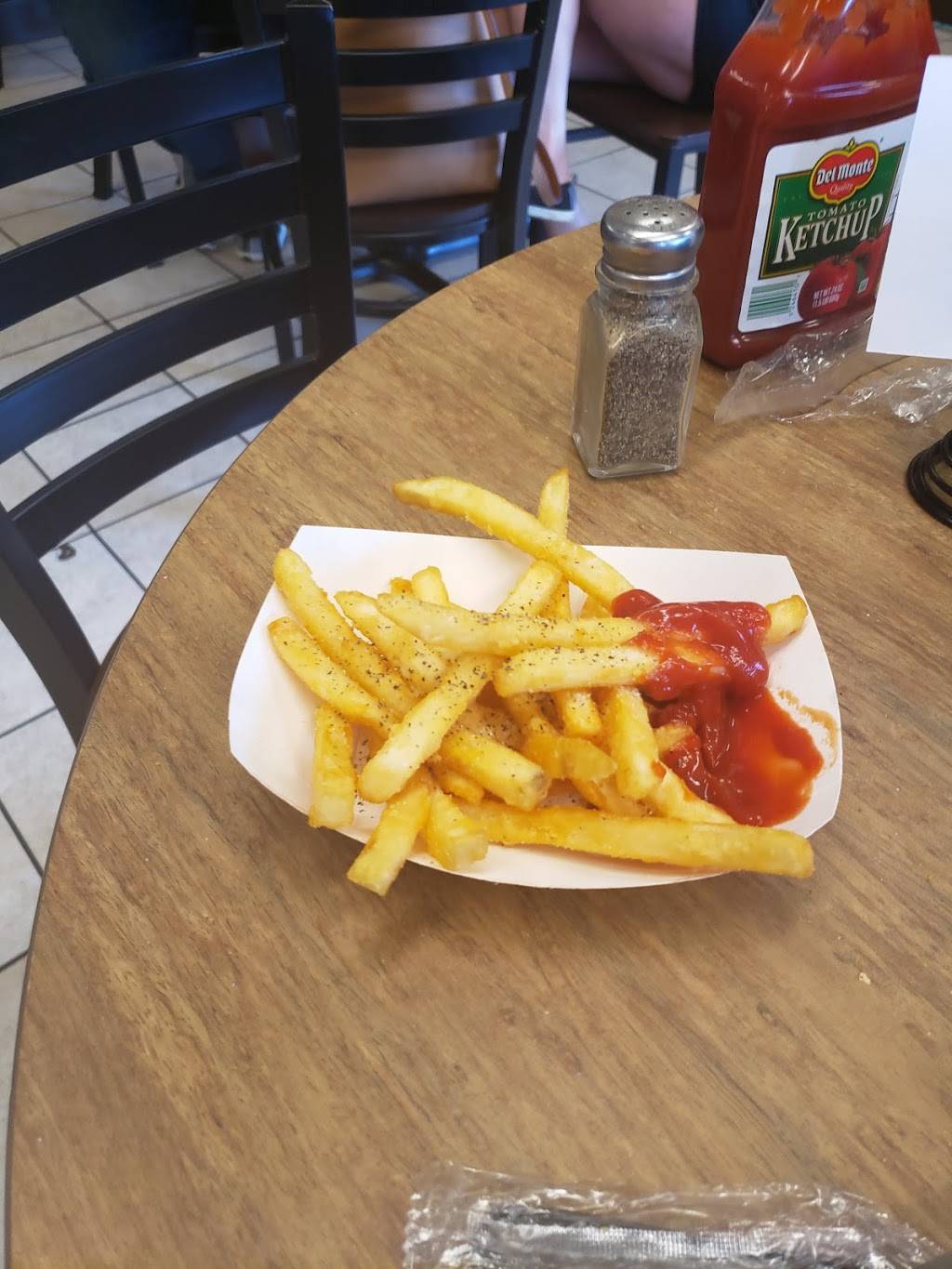 Sierra Squeeze Burger | restaurant | 13727-13733 Mono Way, Sonora, CA 95370, USA | 2095888707 OR +1 209-588-8707