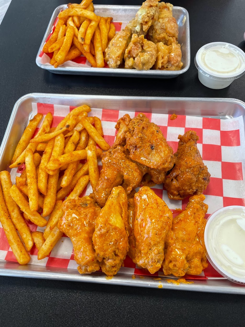 Wingology | restaurant | 25810 Westheimer Pkwy, Katy, TX 77494, USA | 2815051554 OR +1 281-505-1554