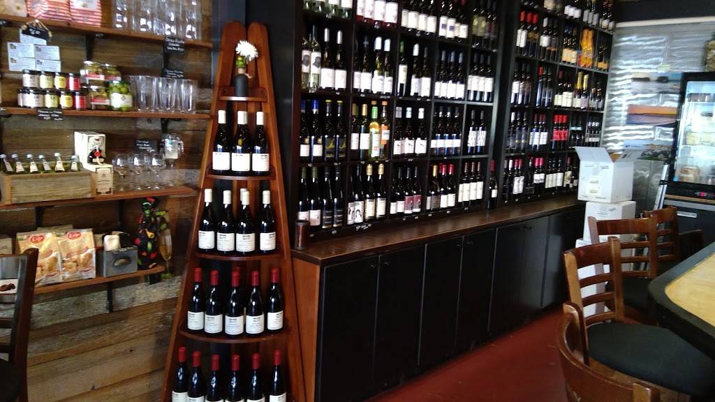 Capitola Wine Bar & Merchants | restaurant | 115 San Jose Ave, Capitola, CA 95010, USA | 8314762282 OR +1 831-476-2282