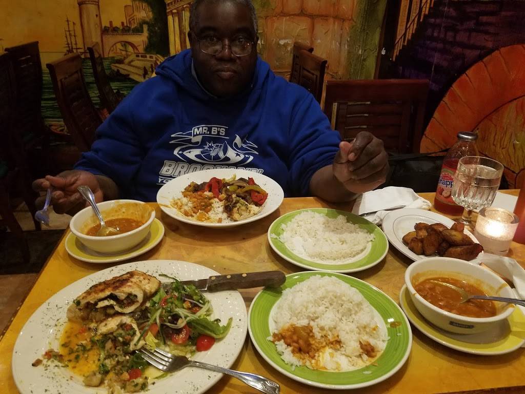 El Emperador Elias | restaurant | 274 Broadway, Brooklyn, NY 11211, USA | 7183887784 OR +1 718-388-7784