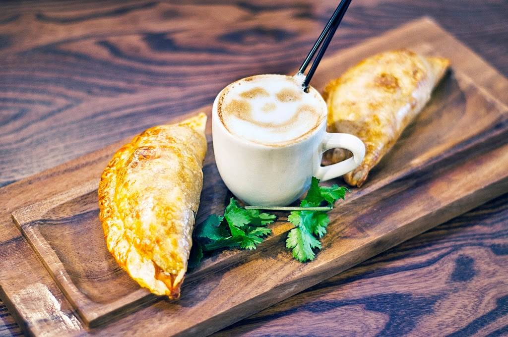 Sergios Restaurant | meal delivery | 3252 SW 22nd St, Miami, FL 33145, USA | 3055290047 OR +1 305-529-0047