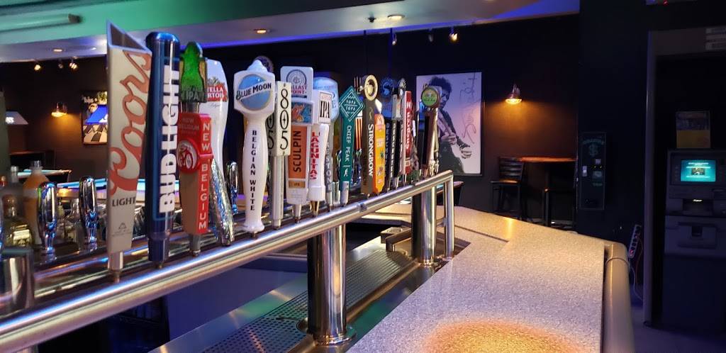 Arena Sports Grill and Bar | restaurant | 999 Enchanted Way, Simi Valley, CA 93065, USA | 8055832000 OR +1 805-583-2000