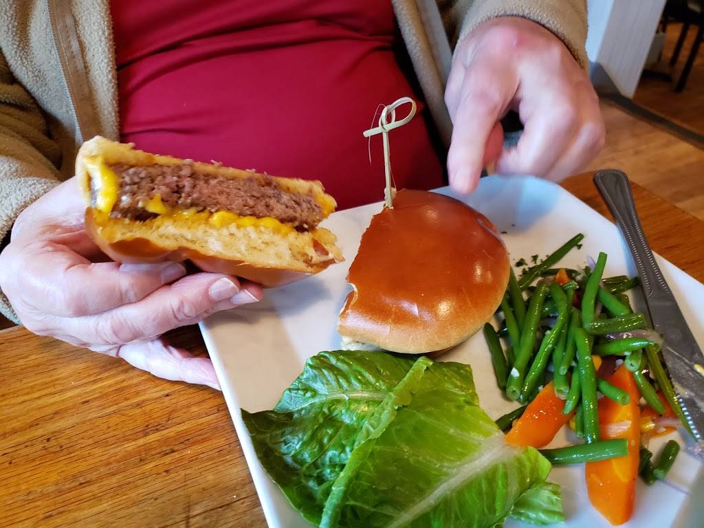 Nicks Steak and Seafood | restaurant | 9 Park Ln, Hilton Head Island, SC 29928, USA | 8436862920 OR +1 843-686-2920