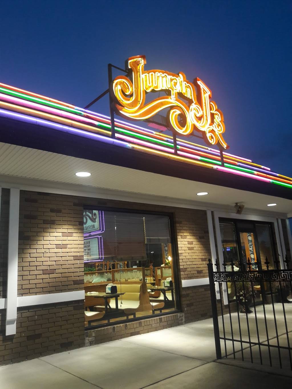 Jumping Js | restaurant | 898 S Irby St, Florence, SC 29501, USA | 8436658440 OR +1 843-665-8440