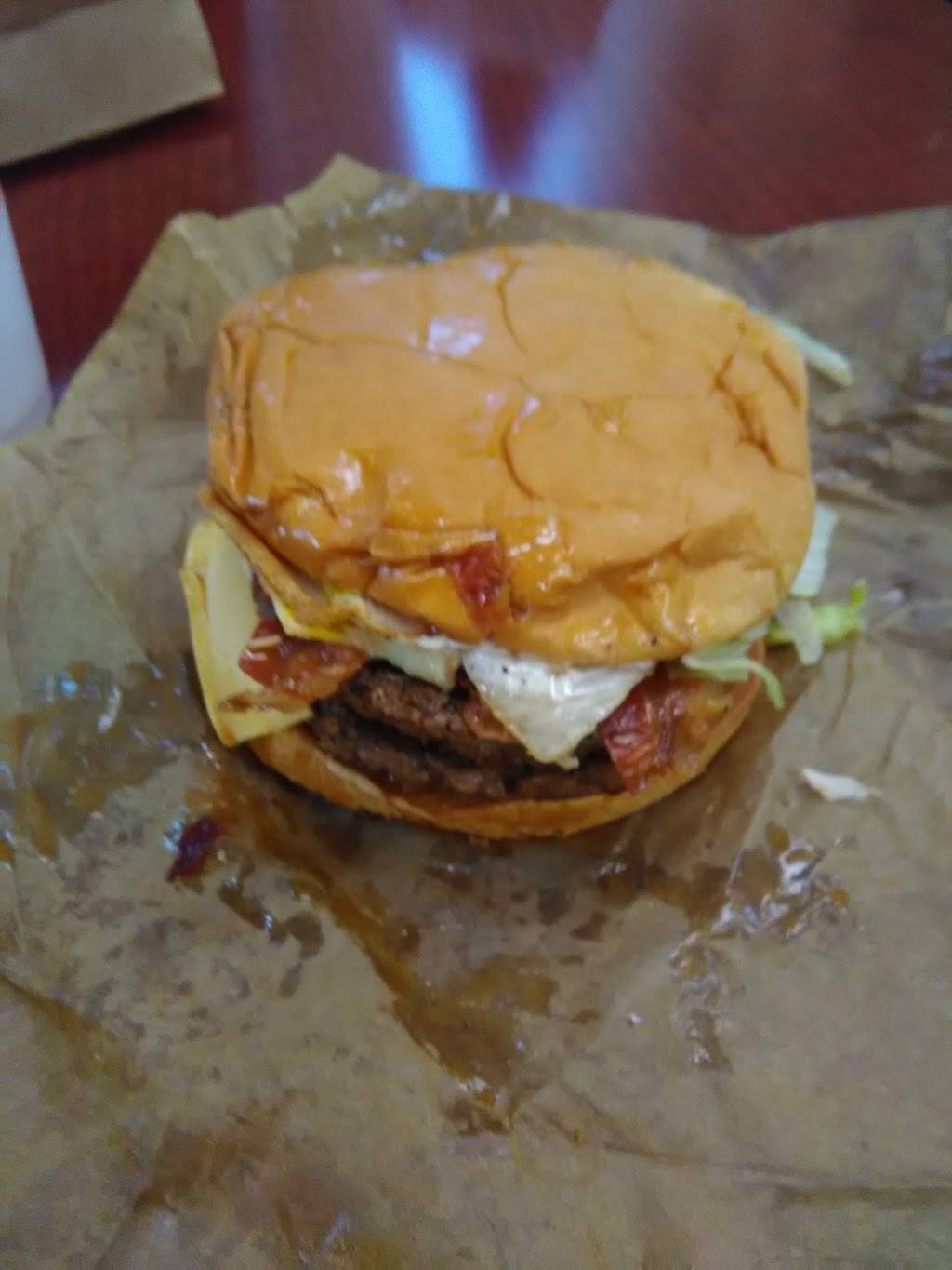 Classic Burger & BBQ Inc | restaurant | 1732 15th St N, Bessemer, AL 35020, USA | 2054245742 OR +1 205-424-5742