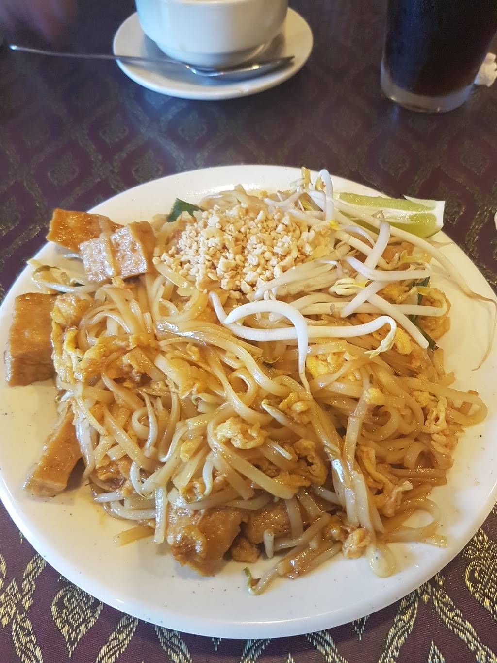 Thai Place | restaurant | 15230 Eureka Rd, Southgate, MI 48195, USA | 7342256409 OR +1 734-225-6409