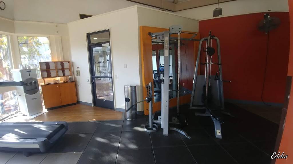 Twigs Cafe at DoubleTree Hotel By Hilton | restaurant | 2001 Point W Way, Sacramento, CA 95815, USA | 9169298855 OR +1 916-929-8855