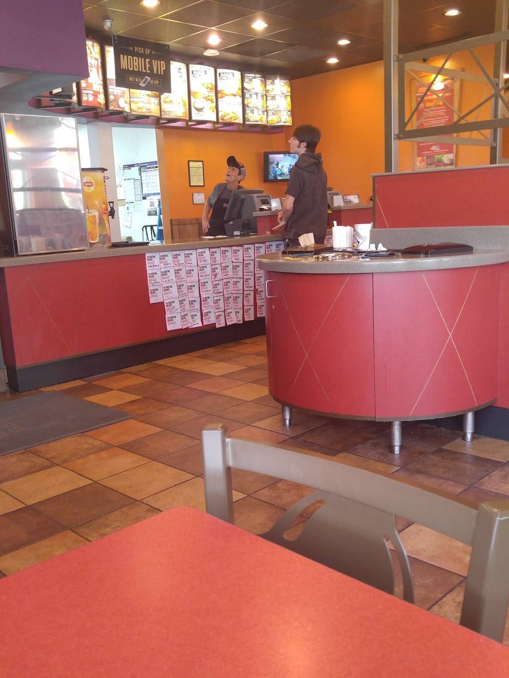Taco Bell | restaurant | 138 US-641, Camden, TN 38320, USA | 7315842646 OR +1 731-584-2646