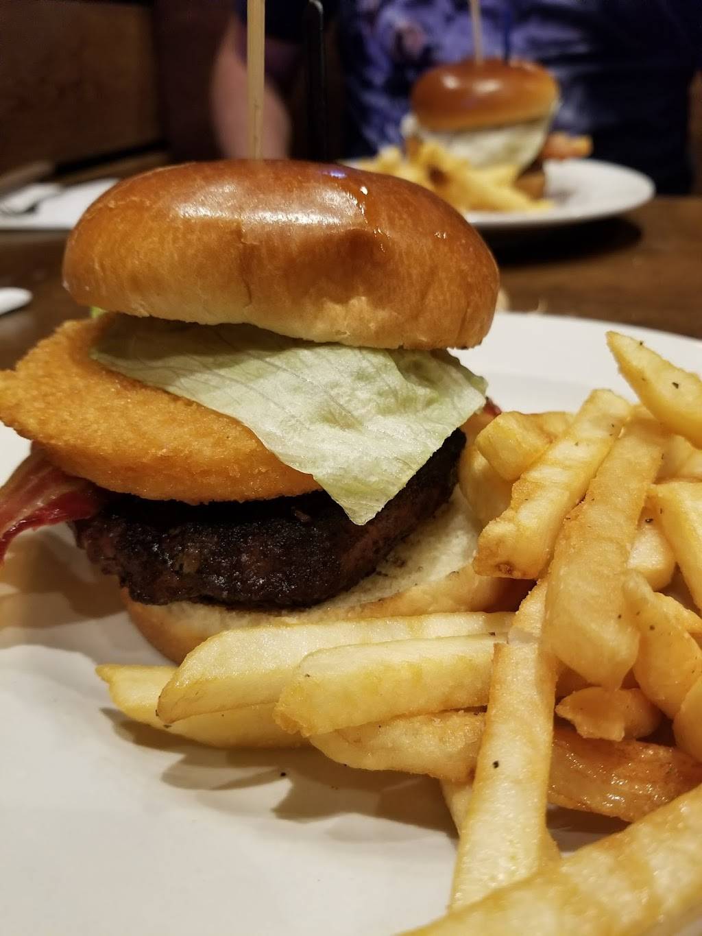 Logans Roadhouse | restaurant | 910 7th St W, Tifton, GA 31794, USA | 2293860461 OR +1 229-386-0461