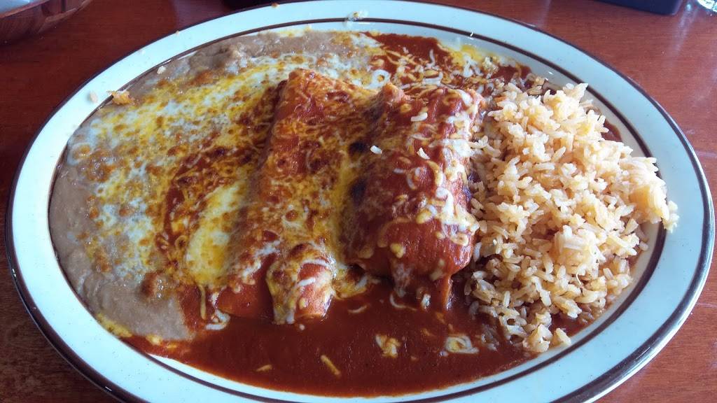 El Chile Bravo | restaurant | 4211 E Willow St, Long Beach, CA 90815, USA | 5629124922 OR +1 562-912-4922