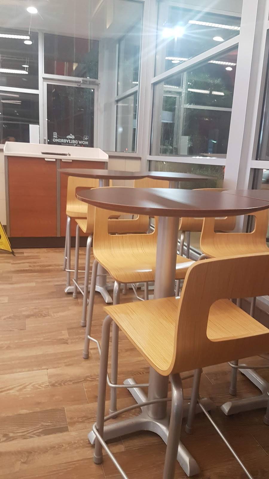 Wendys | restaurant | 1702 Nasa Rd #1, Houston, TX 77058, USA | 3462514058 OR +1 346-251-4058