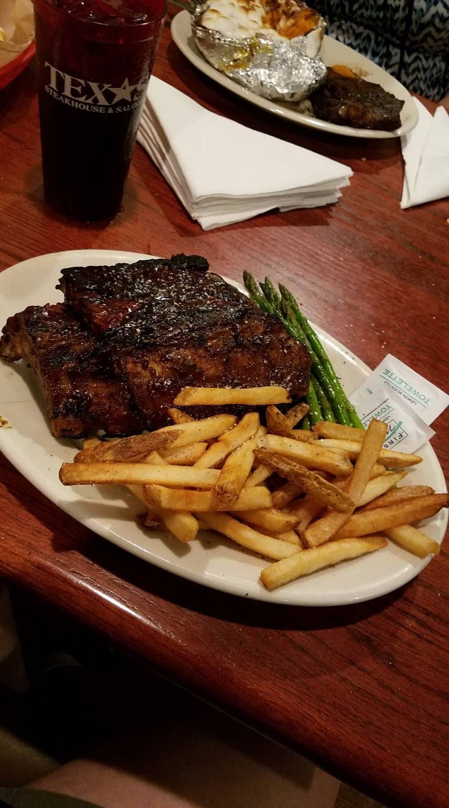 Texas Steakhouse & Saloon | restaurant | 134 Rowe Rd, Staunton, VA 24401, USA | 5408856073 OR +1 540-885-6073