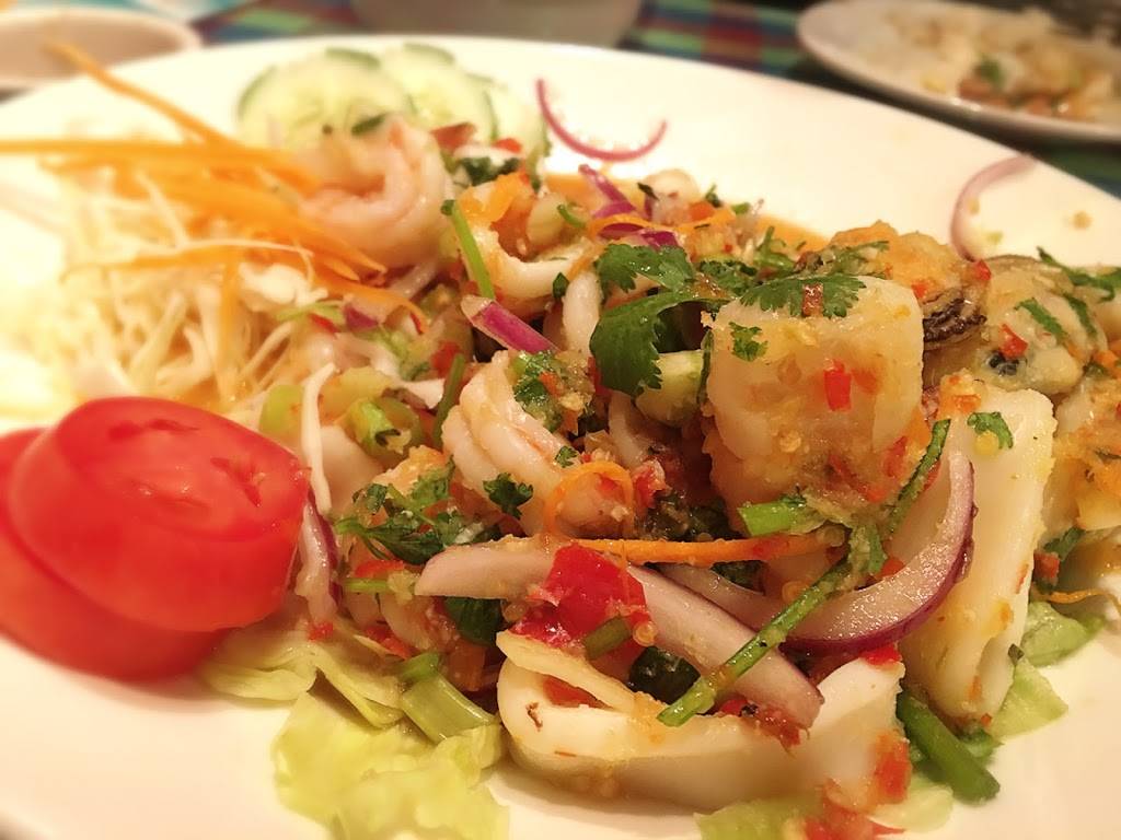 Racha Thai Cuisine | restaurant | 805 N Battlefield Blvd #117, Chesapeake, VA 23320, USA | 7575499989 OR +1 757-549-9989