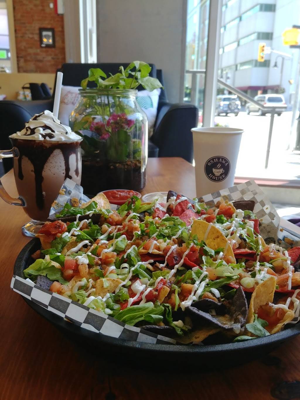 Cafe Oshawa House | restaurant | 62 King St W, Oshawa, ON L1H 1A6, Canada | 9052407355 OR +1 905-240-7355