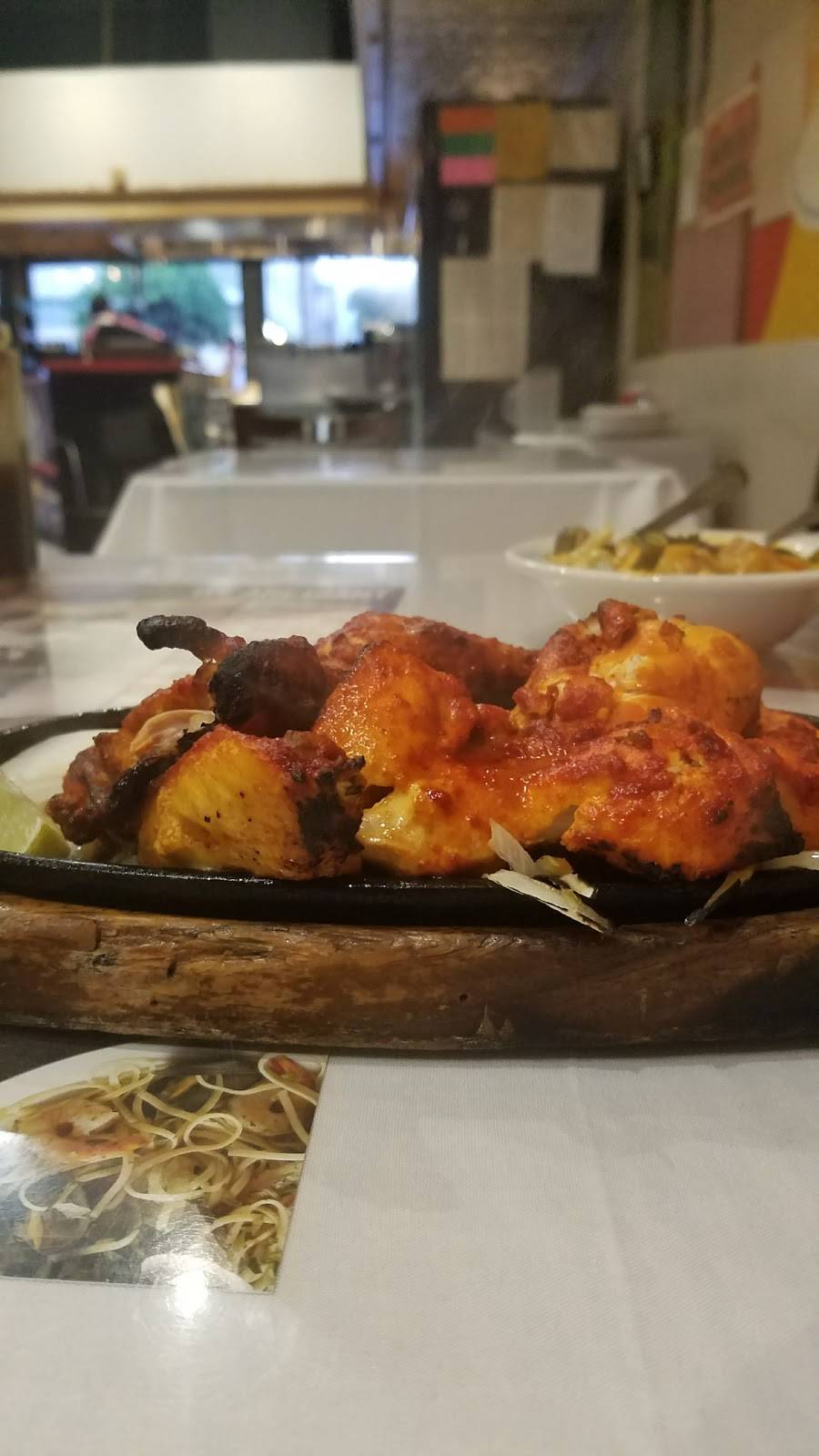 Al Hamra Indian Pizza & Curry | meal delivery | 3083 16th St, San Francisco, CA 94103, USA | 4156213935 OR +1 415-621-3935