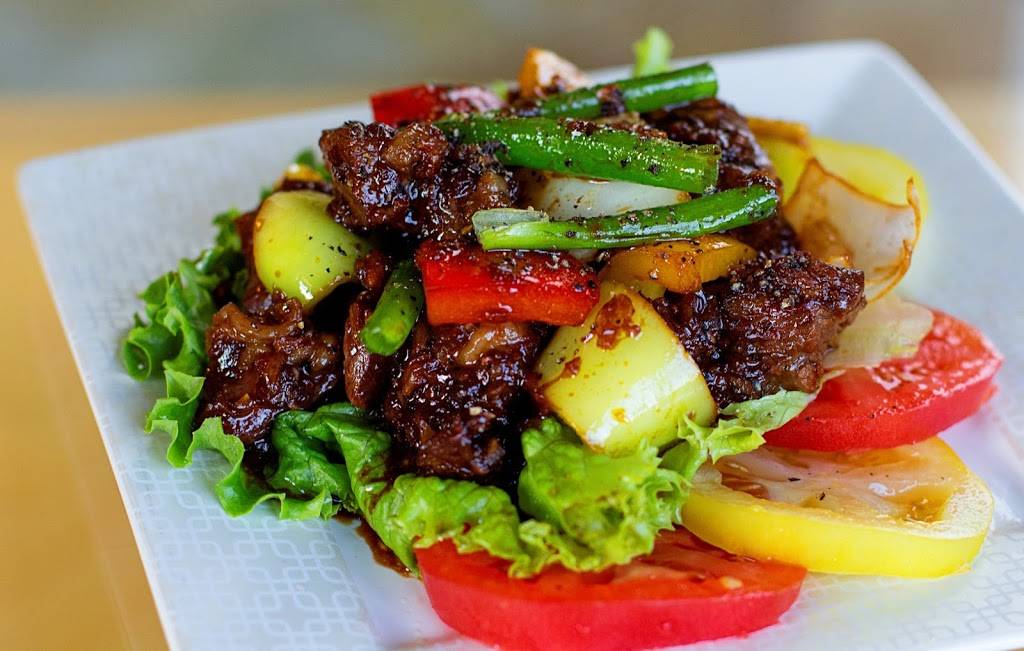 Saigon Sizzle Vietnamese Restaurant | restaurant | 870-41 Saxon Blvd, Orange City, FL 32763, USA | 3865619294 OR +1 386-561-9294