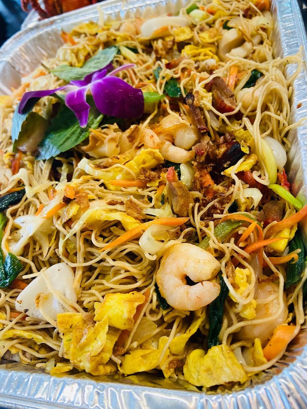 Villa Saigon Restaurant | restaurant | 13311 Hargrave Rd #102, Houston, TX 77070, USA | 3462151620 OR +1 346-215-1620