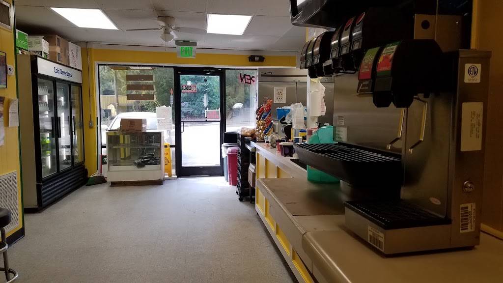 Jerrys Grill | restaurant | 813 E Whitaker Mill Rd, Raleigh, NC 27608, USA | 9198327561 OR +1 919-832-7561