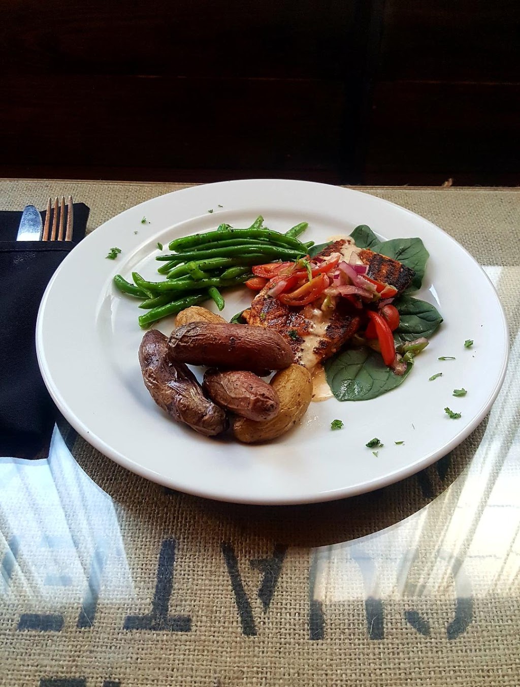 Kasper’s | restaurant | 501 N Johnson St, Clarksville, AR 72830, USA | 4796474332 OR +1 479-647-4332