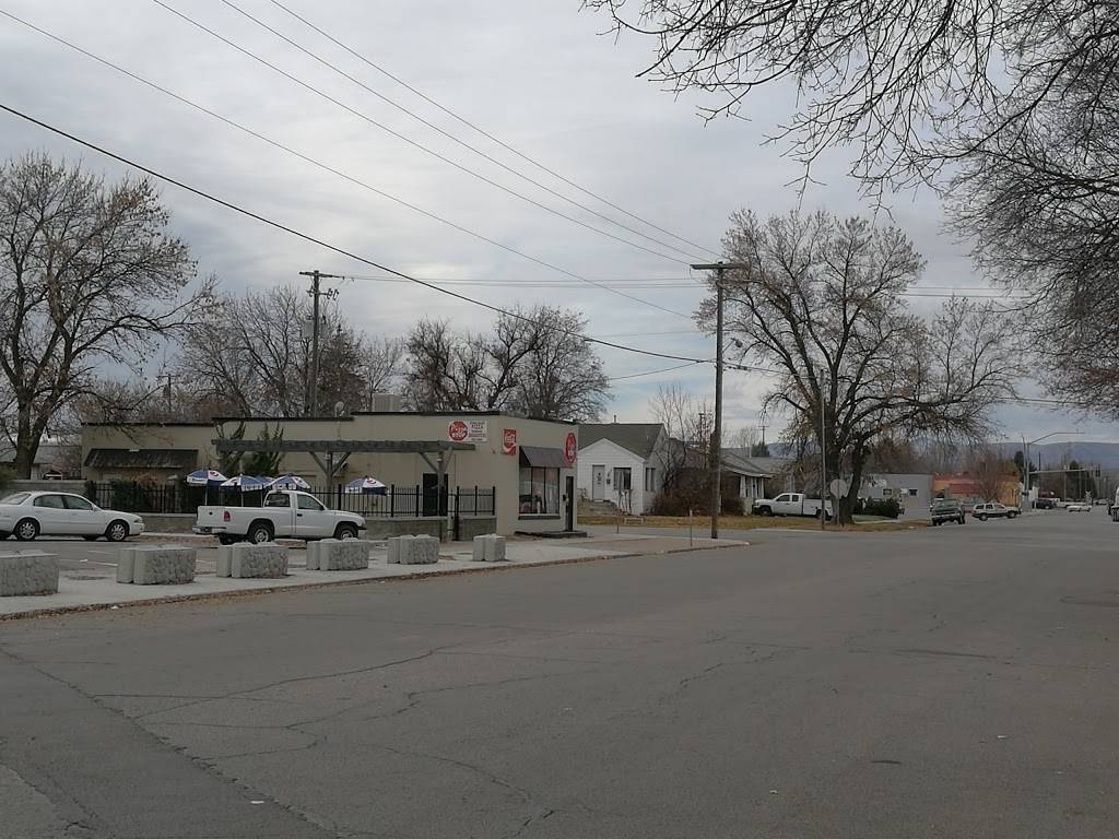 Pizza Stop | restaurant | 106 E 2nd S, Preston, ID 83263, USA | 2088523040 OR +1 208-852-3040