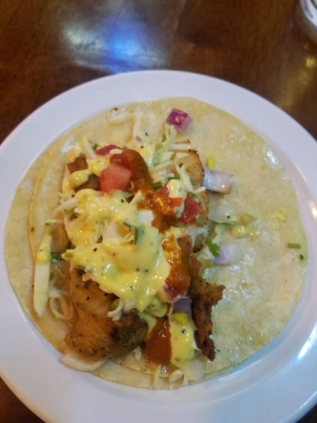 Mariscos El Gordo & Sports Bar | restaurant | 22 N Elmwood Ave, Lindsay, CA 93247, USA | 5595622911 OR +1 559-562-2911