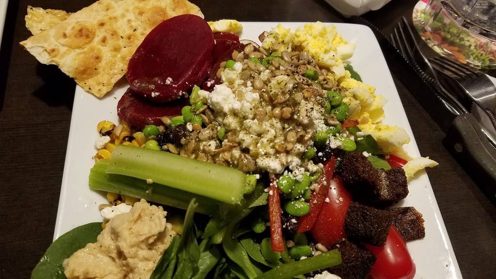 Ruby Tuesday | restaurant | 470 Lewis Ave, Meriden, CT 06450, USA | 2036301703 OR +1 203-630-1703