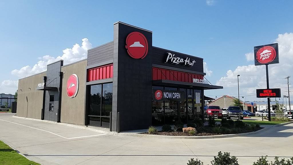 Pizza Hut | restaurant | 2250 S Washington St, Kaufman, TX 75142, USA | 9729323919 OR +1 972-932-3919