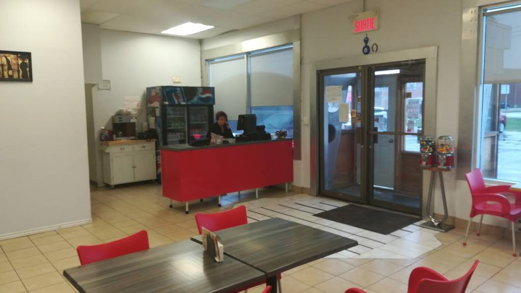 Pizzéria Papa Gérald | restaurant | 290 Route 338, Saint-Zotique, QC J0P 1Z0, Canada | 4502674777 OR +1 450-267-4777