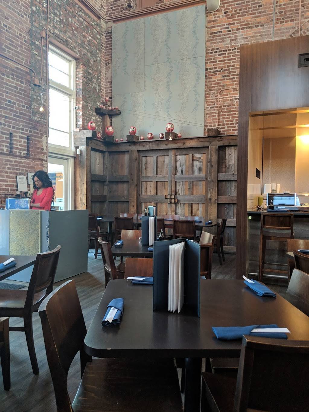 Samurai Blue Sushi & Sake Bar | restaurant | 1600 E 8th Ave, Tampa, FL 33605, USA | 8132426688 OR +1 813-242-6688