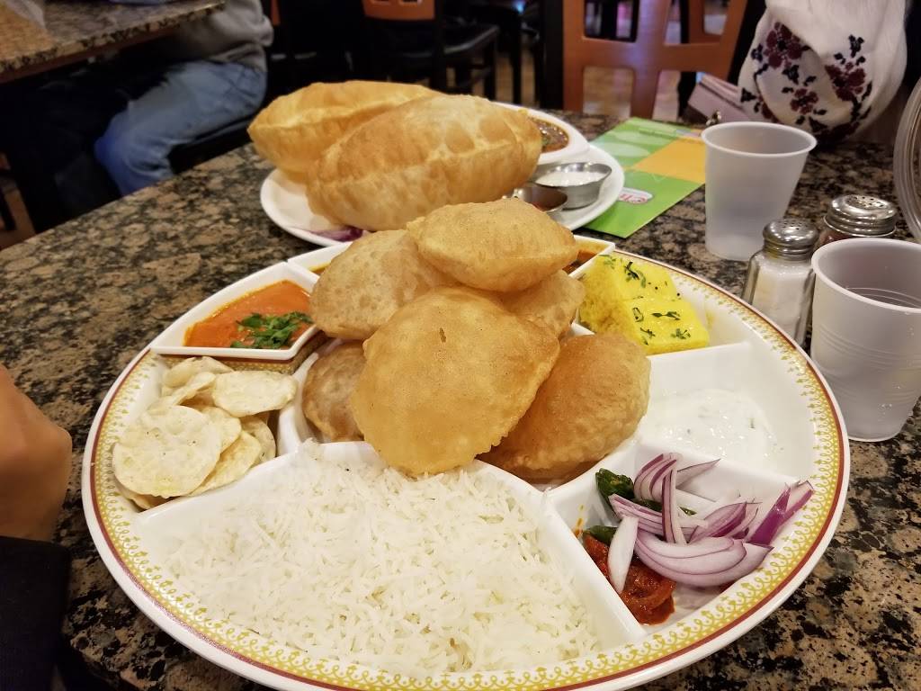 Chowpatty | restaurant | 1349 Oak Tree Road, Iselin, NJ 08830, USA | 7322839020 OR +1 732-283-9020