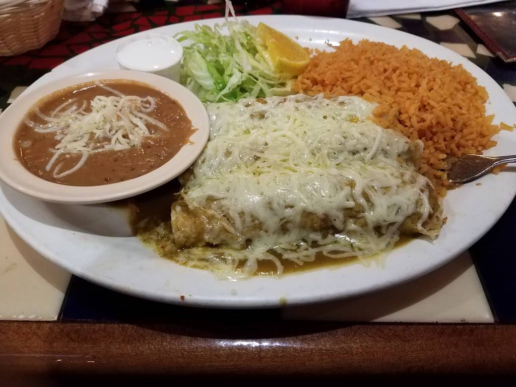 Jaliscos on North | restaurant | 2207 E North Ave, Milwaukee, WI 53202, USA | 4142910645 OR +1 414-291-0645