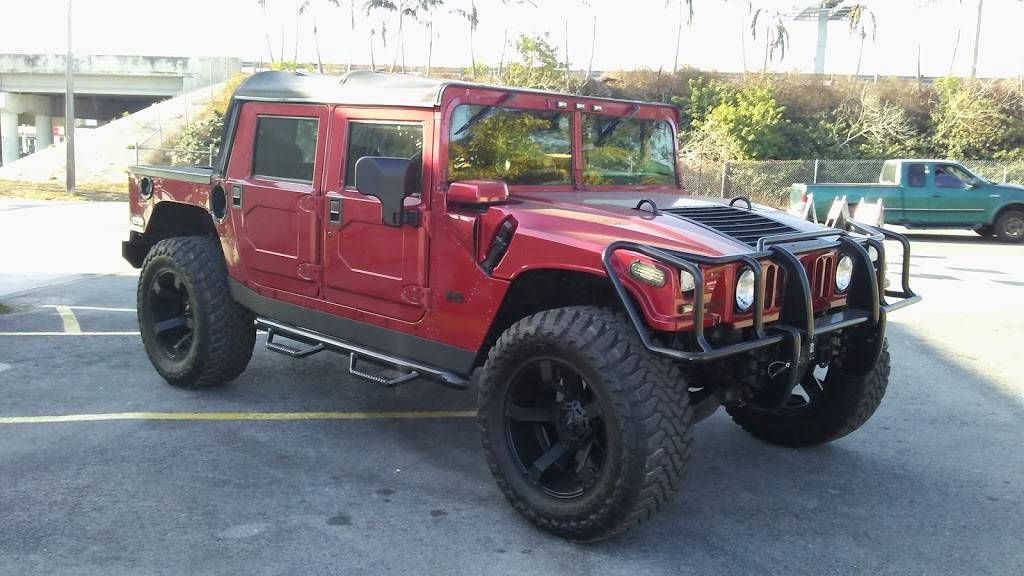 Palacio de los Jugos | restaurant | 4215 NW 167th St, Miami Gardens, FL 33055, USA | 3056201819 OR +1 305-620-1819