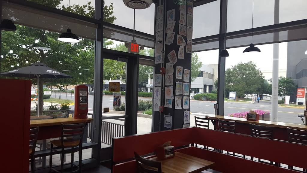 District Taco | restaurant | Tysons Corner, 1500-C Cornerside Blvd, Tysons, VA 22182, USA | 5714181580 OR +1 571-418-1580