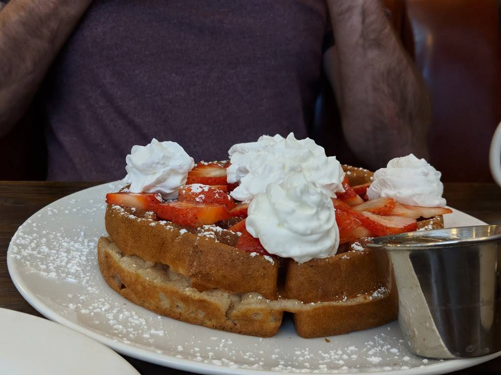 Toasted Bun Restaurant | restaurant | 1013 S Brand Blvd, Glendale, CA 91204, USA | 8186961004 OR +1 818-696-1004