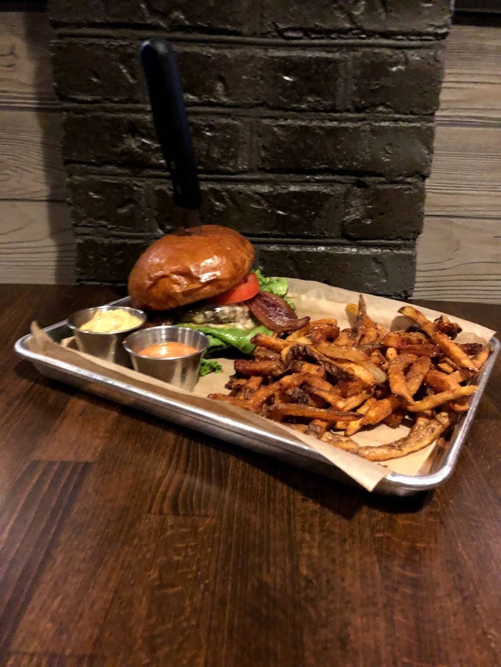 Brass Monkey | restaurant | 723 Congaree Rd, Greenville, SC 29607, USA | 8642033966 OR +1 864-203-3966