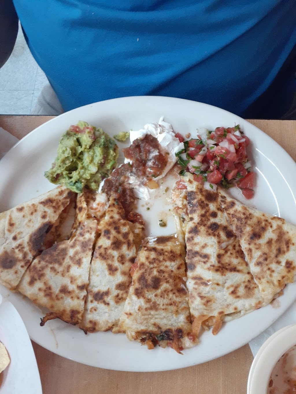 El Jalapeno Grill | restaurant | 2204 E El Monte Way, Dinuba, CA 93618, USA | 5595965061 OR +1 559-596-5061