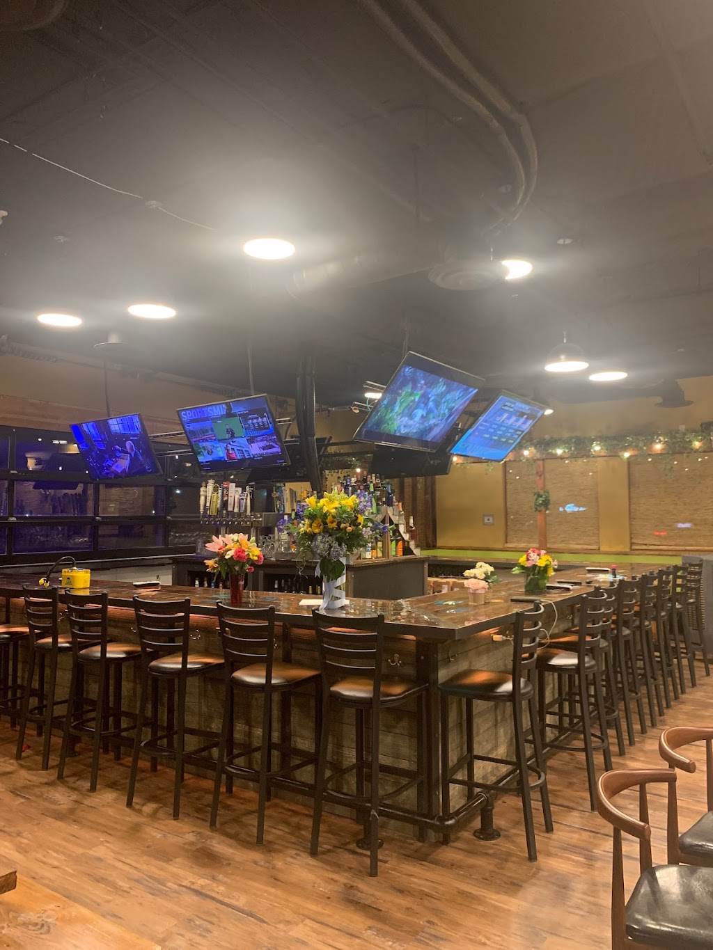 Saigon Bistro Phở & Seafood | restaurant | 2041 N Arizona Ave, Chandler, AZ 85225, USA | 4807937960 OR +1 480-793-7960