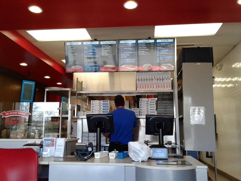Dominos Pizza | meal delivery | 3921 E Market St, York, PA 17402, USA | 7178404446 OR +1 717-840-4446