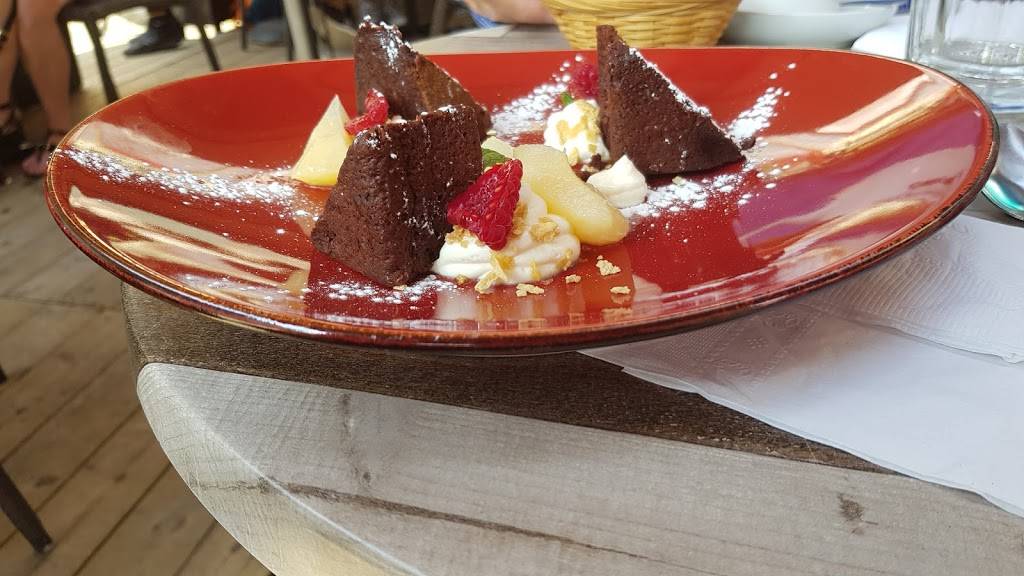 La Pizz Saint-Pierre | meal takeaway | 33 Rue Saint-Pierre, Québec, QC G1K 3Z5, Canada | 4186923003 OR +1 418-692-3003