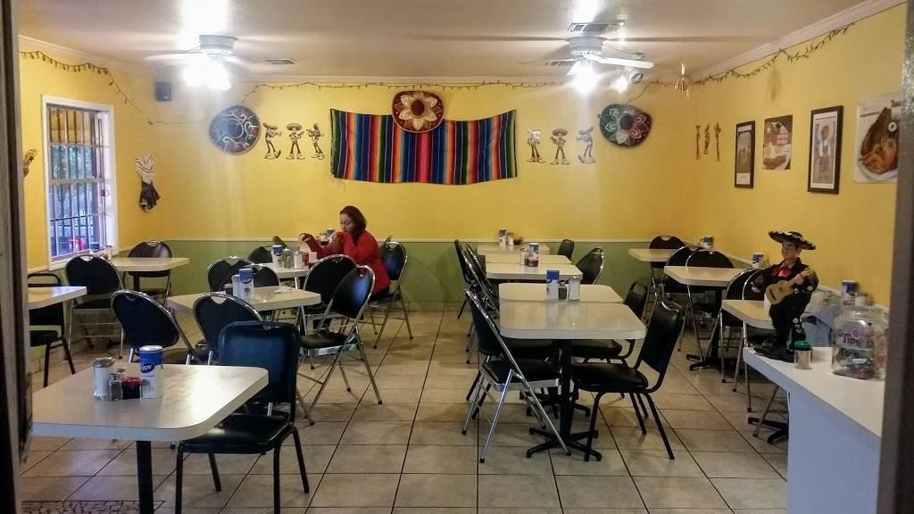 El Mariachi Loco | restaurant | 610 Isom Rd, San Antonio, TX 78216, USA | 2109790457 OR +1 210-979-0457