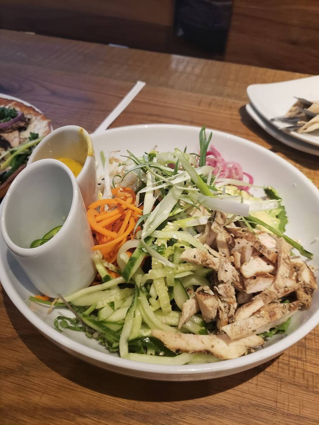 California Pizza Kitchen at Santa Anita | restaurant | 400 S. Baldwin Ave., Ste. 115-U Santa Anita, Arcadia, CA 91007, USA | 6264452610 OR +1 626-445-2610