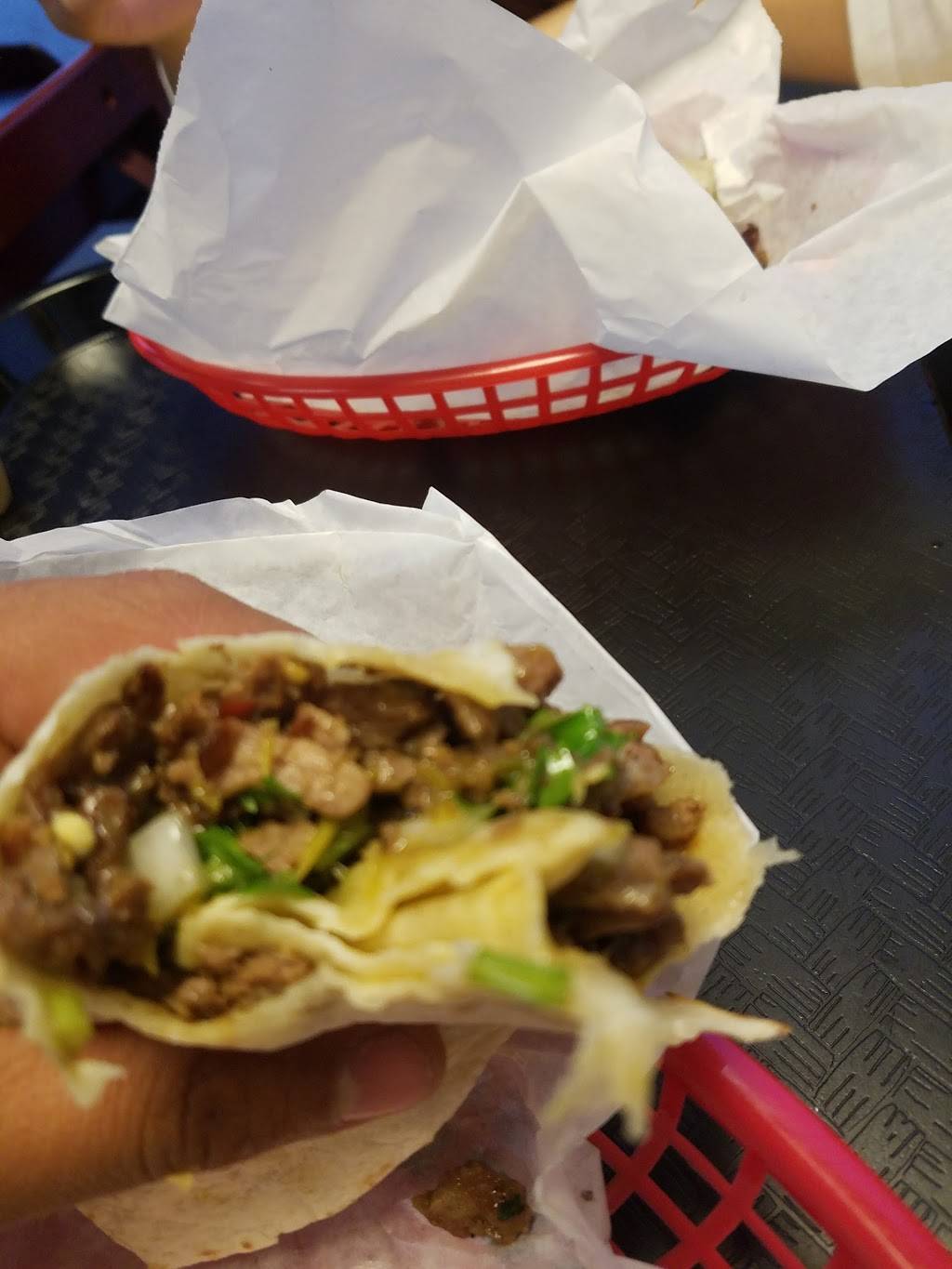 El Taco Veloz | restaurant | 2077 Beaver Ruin Rd, Norcross, GA 30071, USA | 7708490025 OR +1 770-849-0025